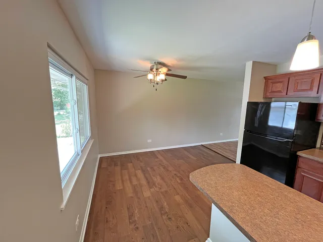 $199,900 | 4240 Greenbrier Lane, Richton Park, IL 60471