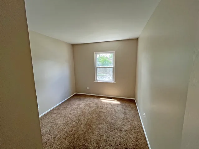 $199,900 | 4240 Greenbrier Lane, Richton Park, IL 60471