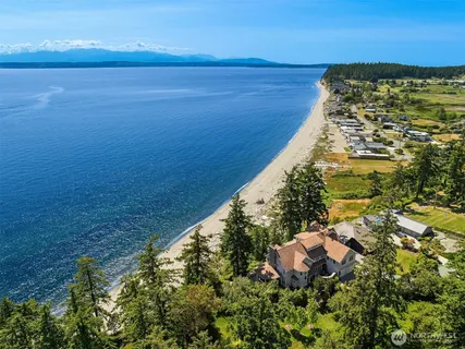 $7,999,999 | 5608 Tara Drive, Freeland, WA 98249