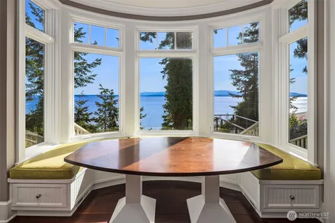 $7,999,999 | 5608 Tara Drive, Freeland, WA 98249