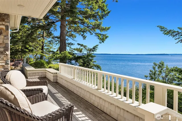 $7,999,999 | 5608 Tara Drive, Freeland, WA 98249