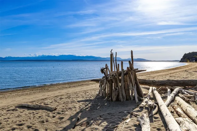 $7,999,999 | 5608 Tara Drive, Freeland, WA 98249