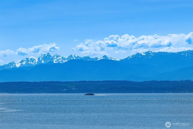 $7,999,999 | 5608 Tara Drive, Freeland, WA 98249