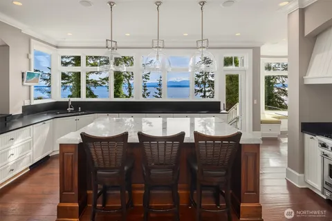 $7,999,999 | 5608 Tara Drive, Freeland, WA 98249