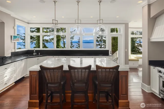 $7,999,999 | 5608 Tara Drive, Freeland, WA 98249