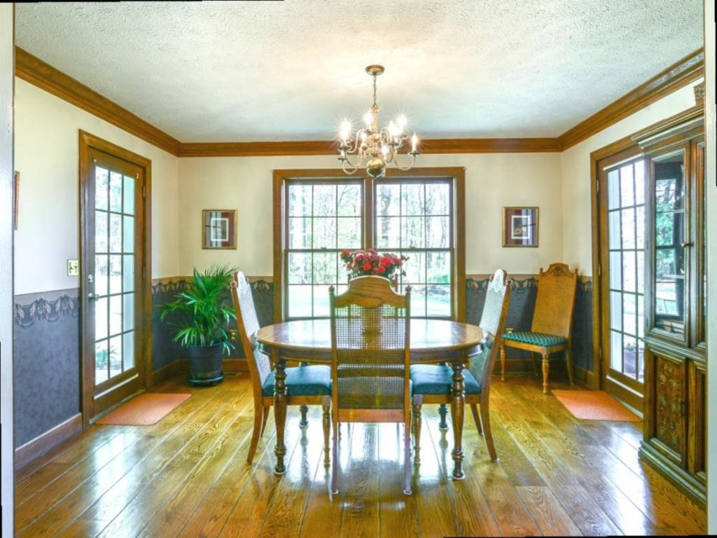 133 Millwood Road Bristol, TN 37620 - Photo 15 of 36 formal dining