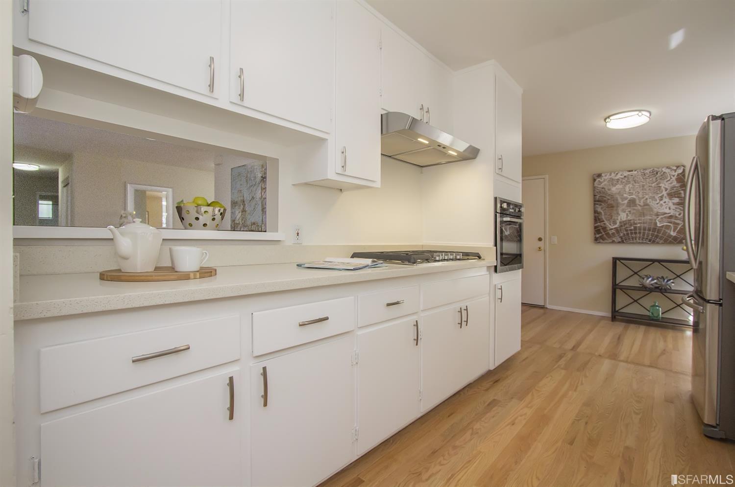 655 Gilbert Avenue Menlo Park, CA 94025 - Photo 11 of 30