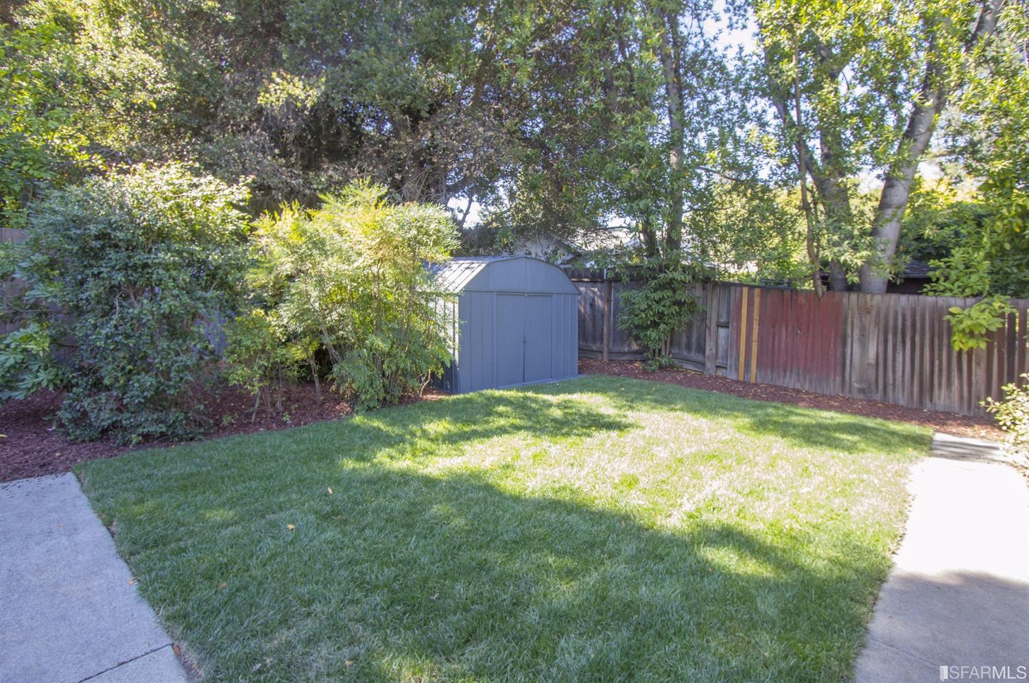 655 Gilbert Avenue Menlo Park, CA 94025 - Photo 28 of 30
