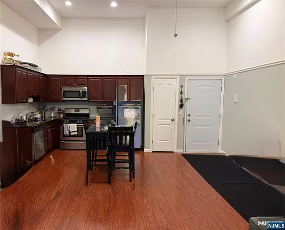 $2,050 | 57-69 Westervelt Avenue, Hawthorne, NJ 07506