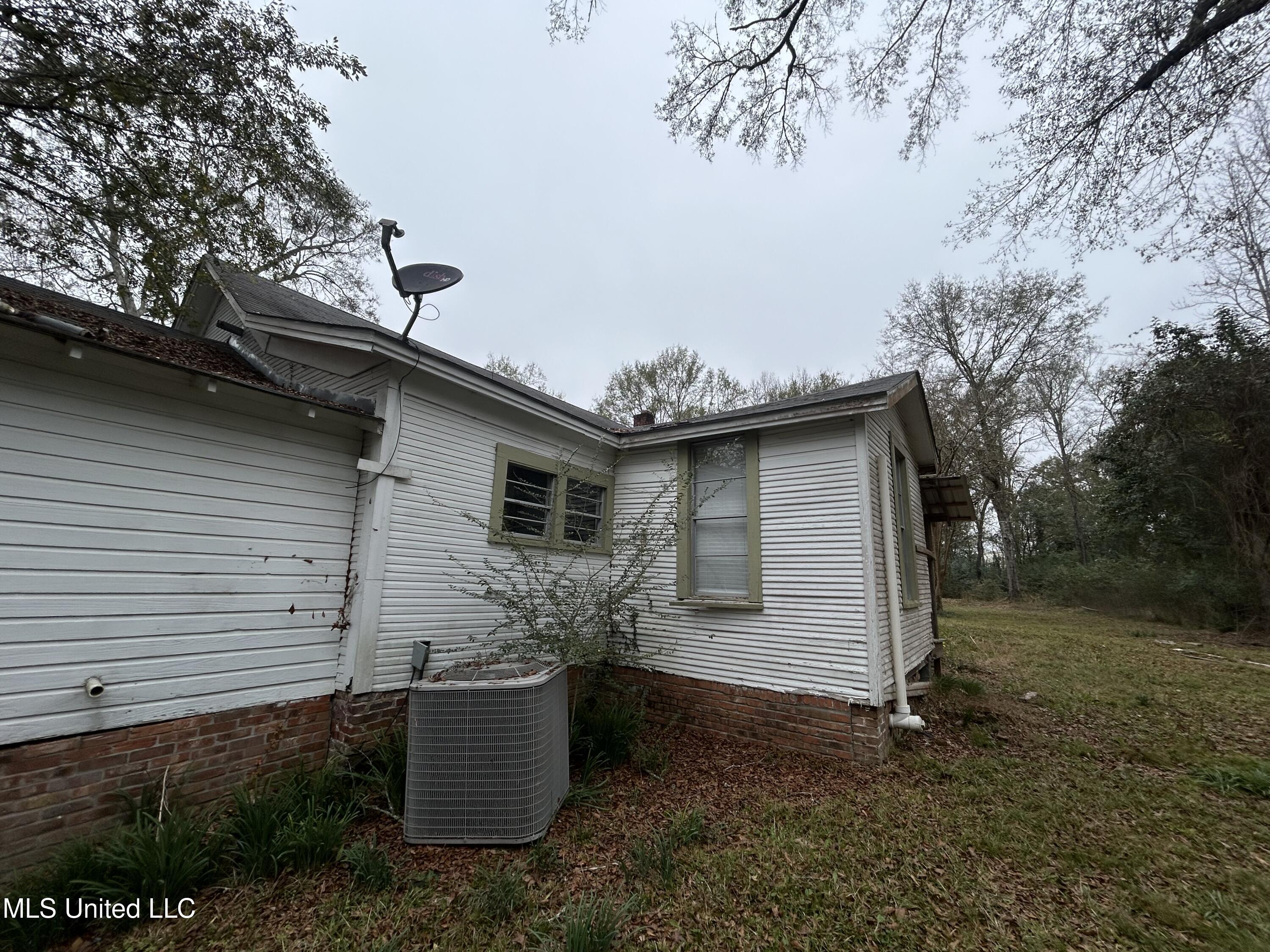 3798 Front Street Silver Creek, MS 39663 - Photo 35 of 43 IMG_8633