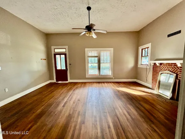 $125,000 | 3798 Front Street, Silver Creek, MS 39663