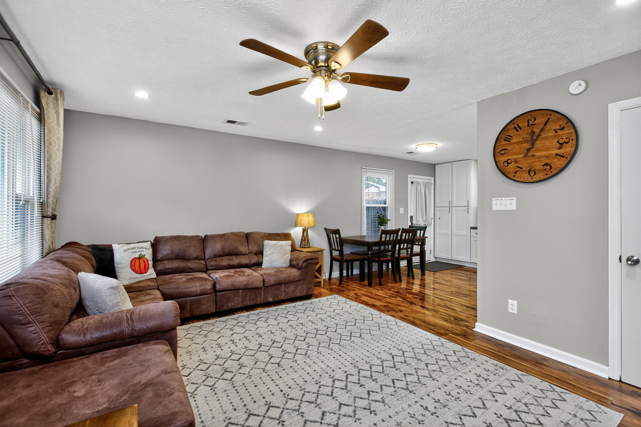 381 Dunroven Road Versailles, KY 40383 - Photo 8 of 20 103