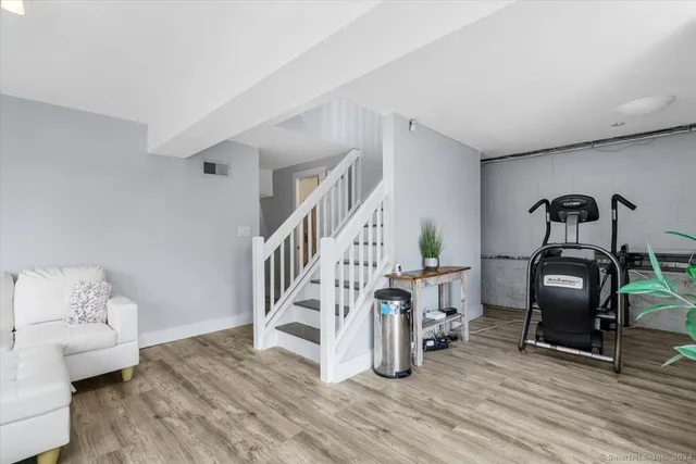 a view of entryway with livingroom and furniture