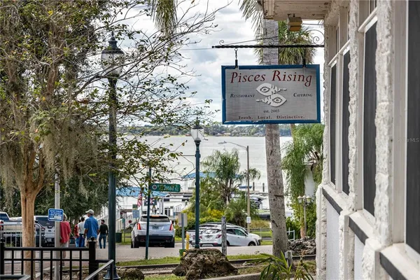 $197,900 | 1051 South Highland Street, Unit 3B, Mount Dora, FL 32757