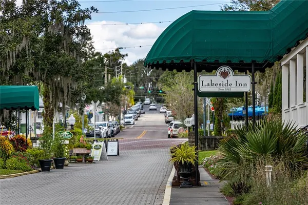 $197,900 | 1051 South Highland Street, Unit 3B, Mount Dora, FL 32757