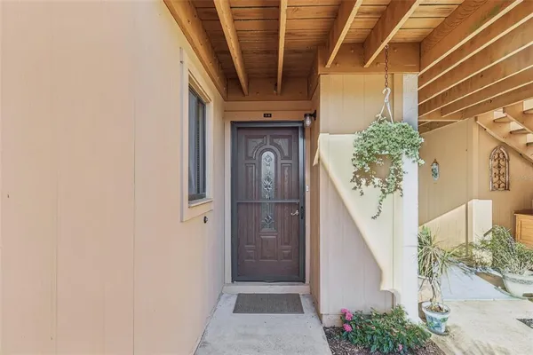 $197,900 | 1051 South Highland Street, Unit 3B, Mount Dora, FL 32757