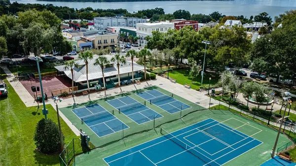 $197,900 | 1051 South Highland Street, Unit 3B, Mount Dora, FL 32757