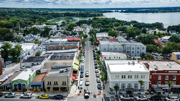 $197,900 | 1051 South Highland Street, Unit 3B, Mount Dora, FL 32757