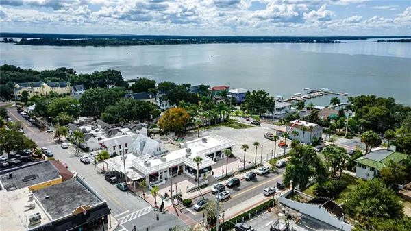 $197,900 | 1051 South Highland Street, Unit 3B, Mount Dora, FL 32757