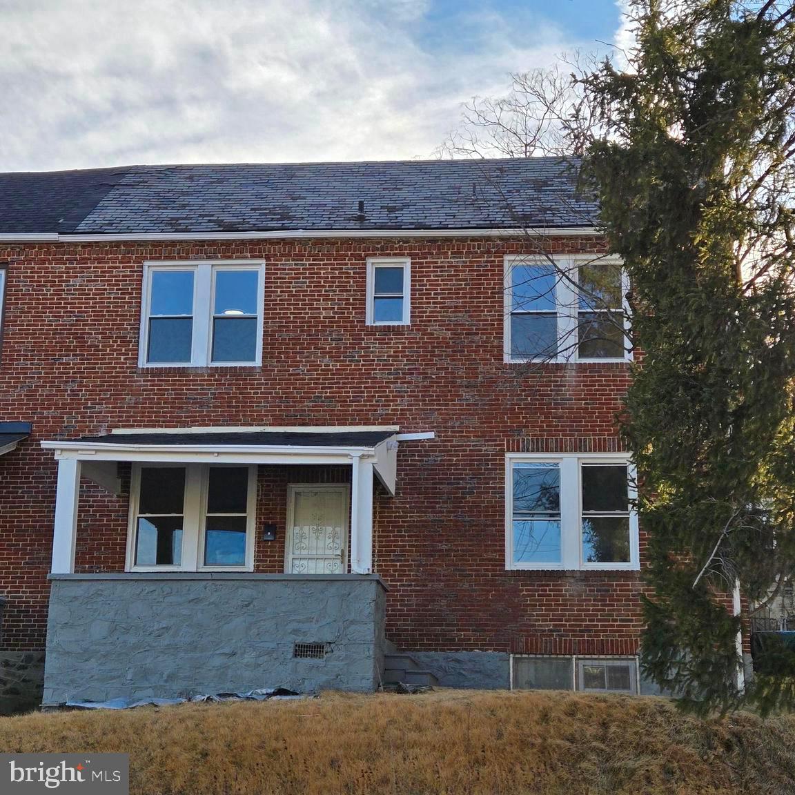 2527 West Cold Spring Lane Baltimore, MD 21215 - Photo 42 of 45 Front