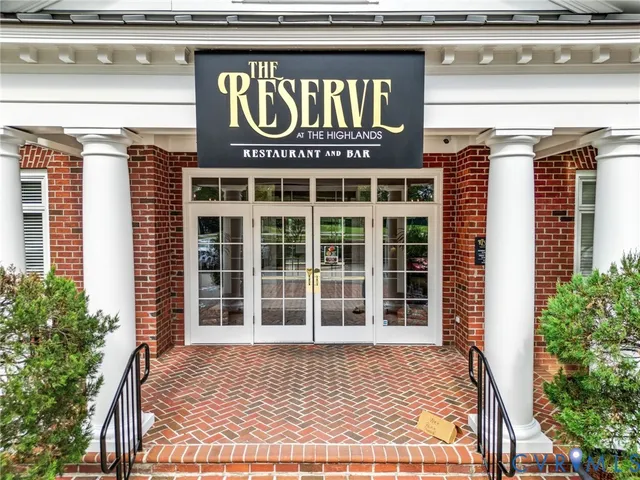 a sign that is on the side of a building