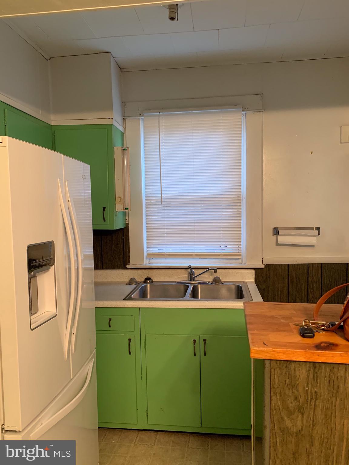 418 Walcott Road Baltimore, MD 21206 - Photo 11 of 30 Kitchen