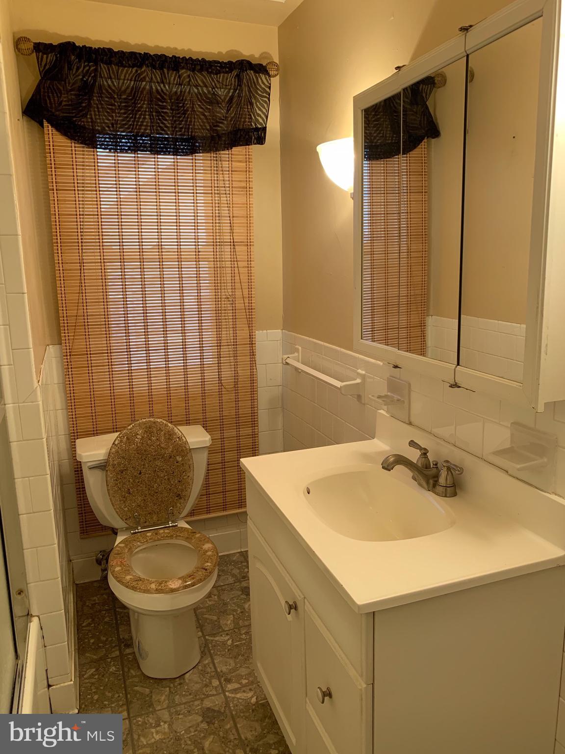 418 Walcott Road Baltimore, MD 21206 - Photo 22 of 30 Bathroom