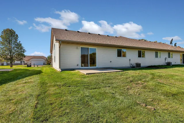 $195,000 | 203 Appaloosa Court, Braham, MN 55006