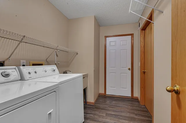 $195,000 | 203 Appaloosa Court, Braham, MN 55006