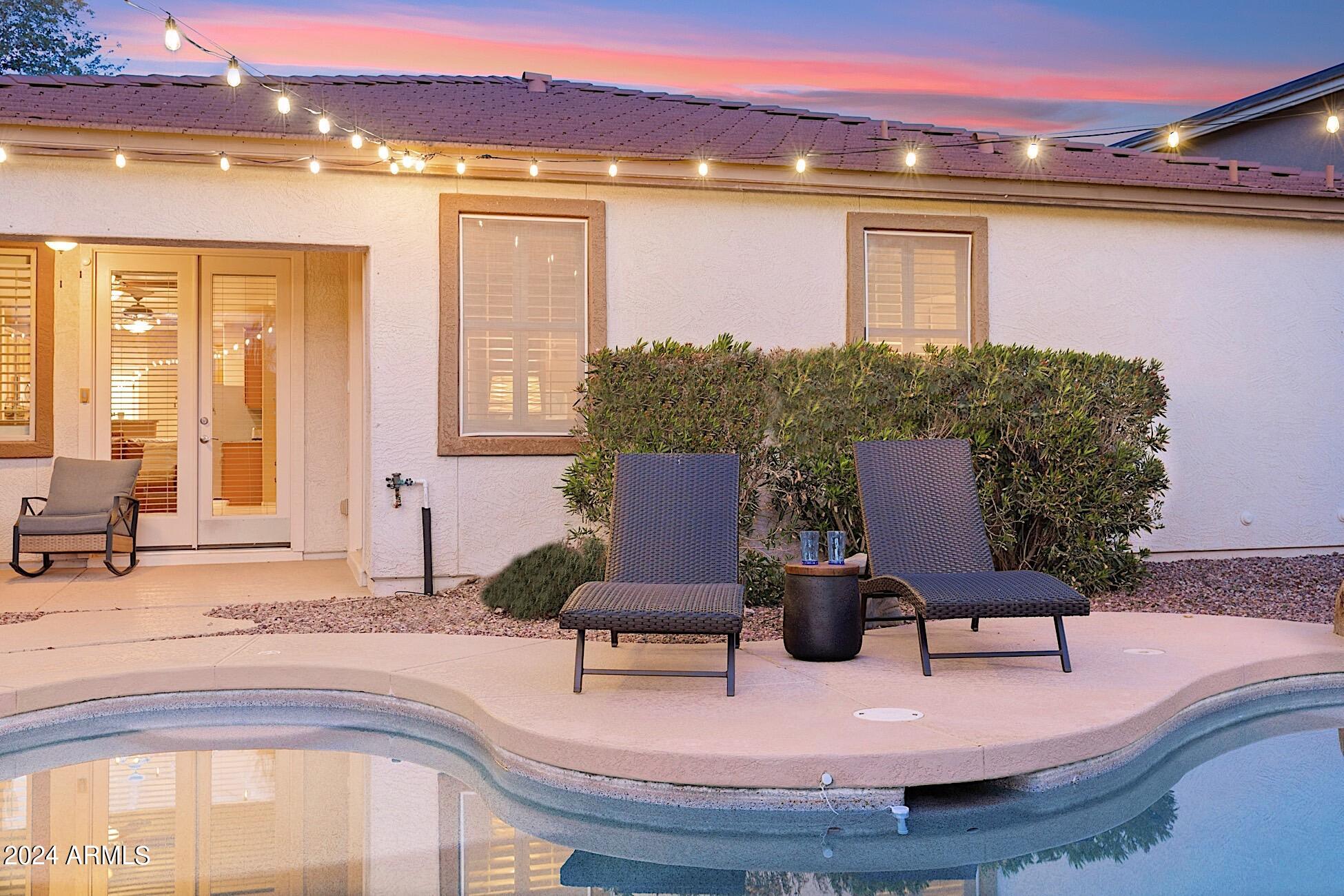 312 South 172nd Drive Goodyear, AZ 85338 - Photo 3 of 40 06-IMG_7351 2