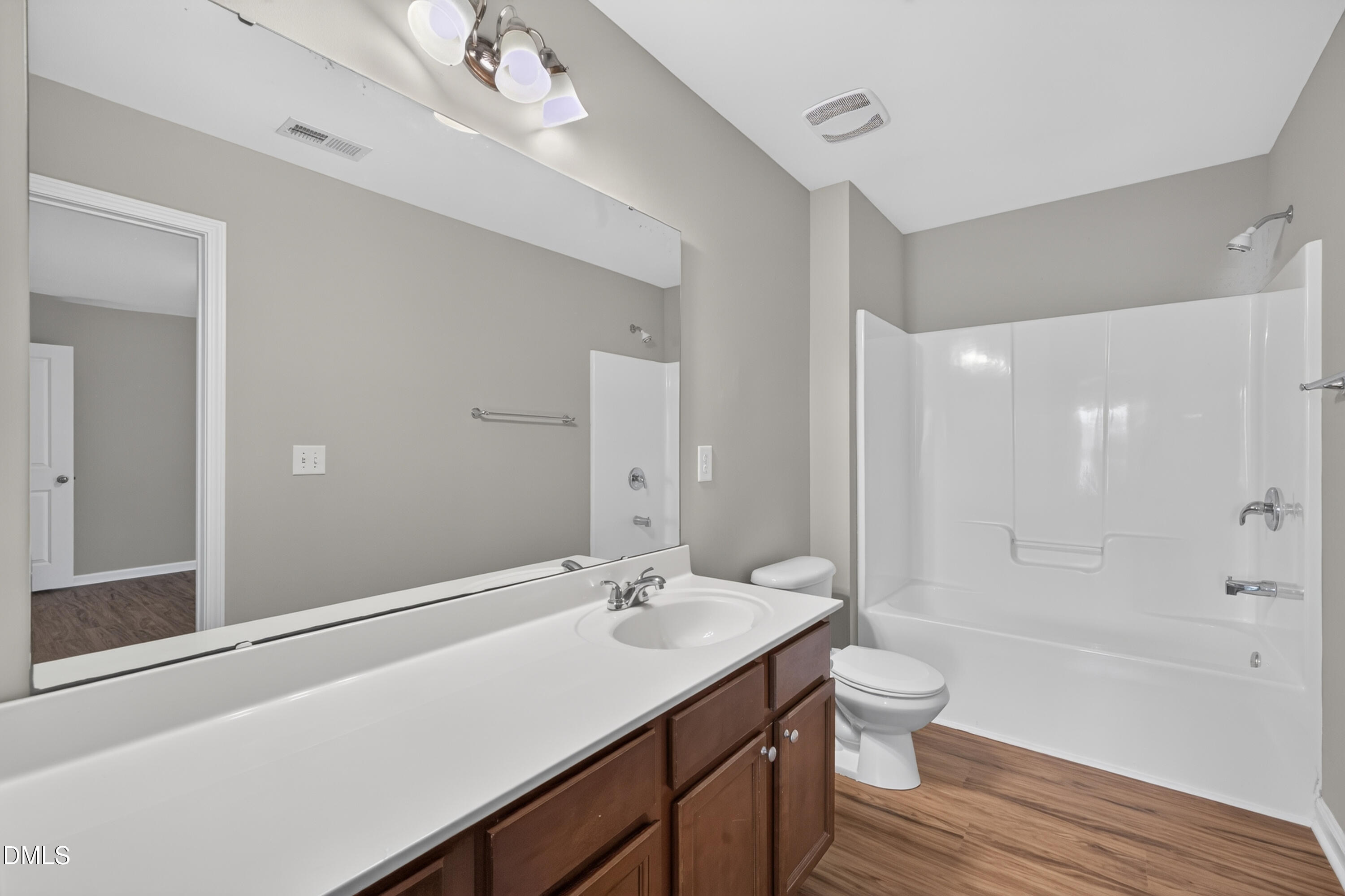 1607 Willowcrest Road Durham, NC 27703 - Photo 25 of 31 1607 Willowcrest Rd, Durham, NC -38
