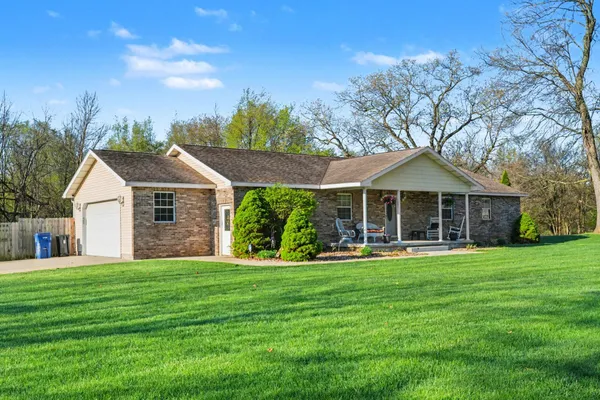 $474,900 | 23803 Evan Street, Cassopolis, MI 49031