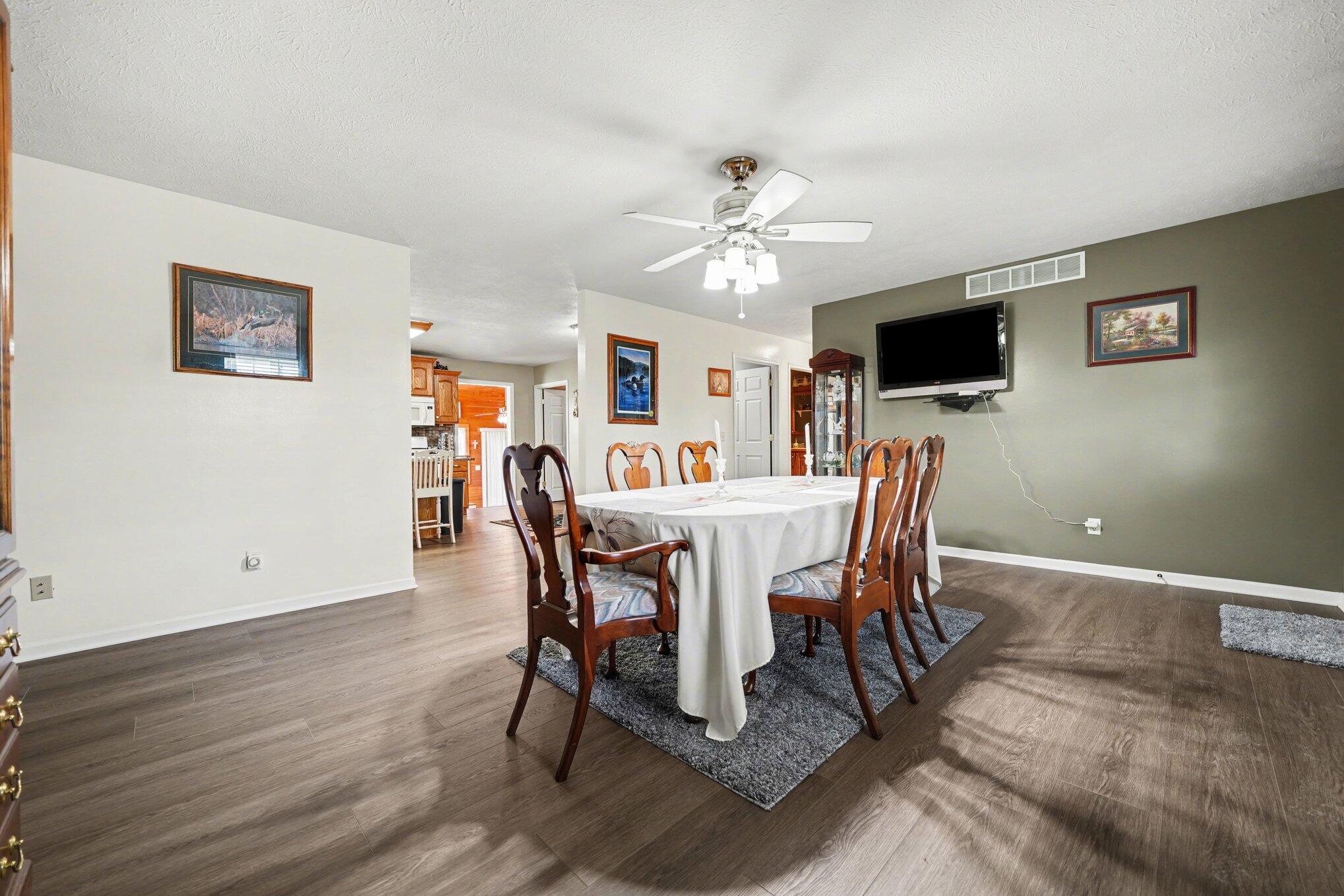 23803 Evan Street Cassopolis, MI 49031 - Photo 13 of 45 014_file_9030