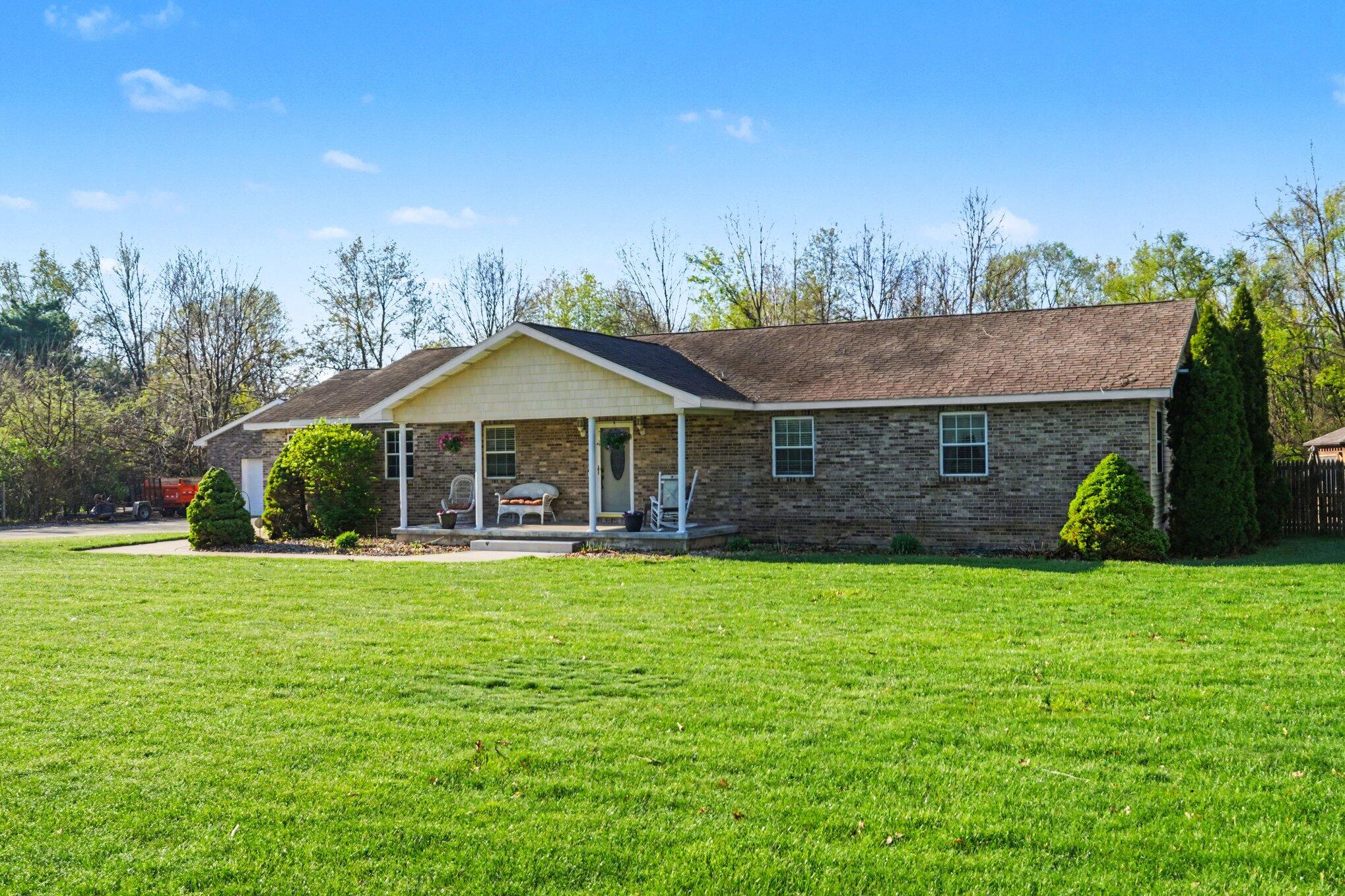 23803 Evan Street Cassopolis, MI 49031 - Photo 3 of 45 003_file_8781