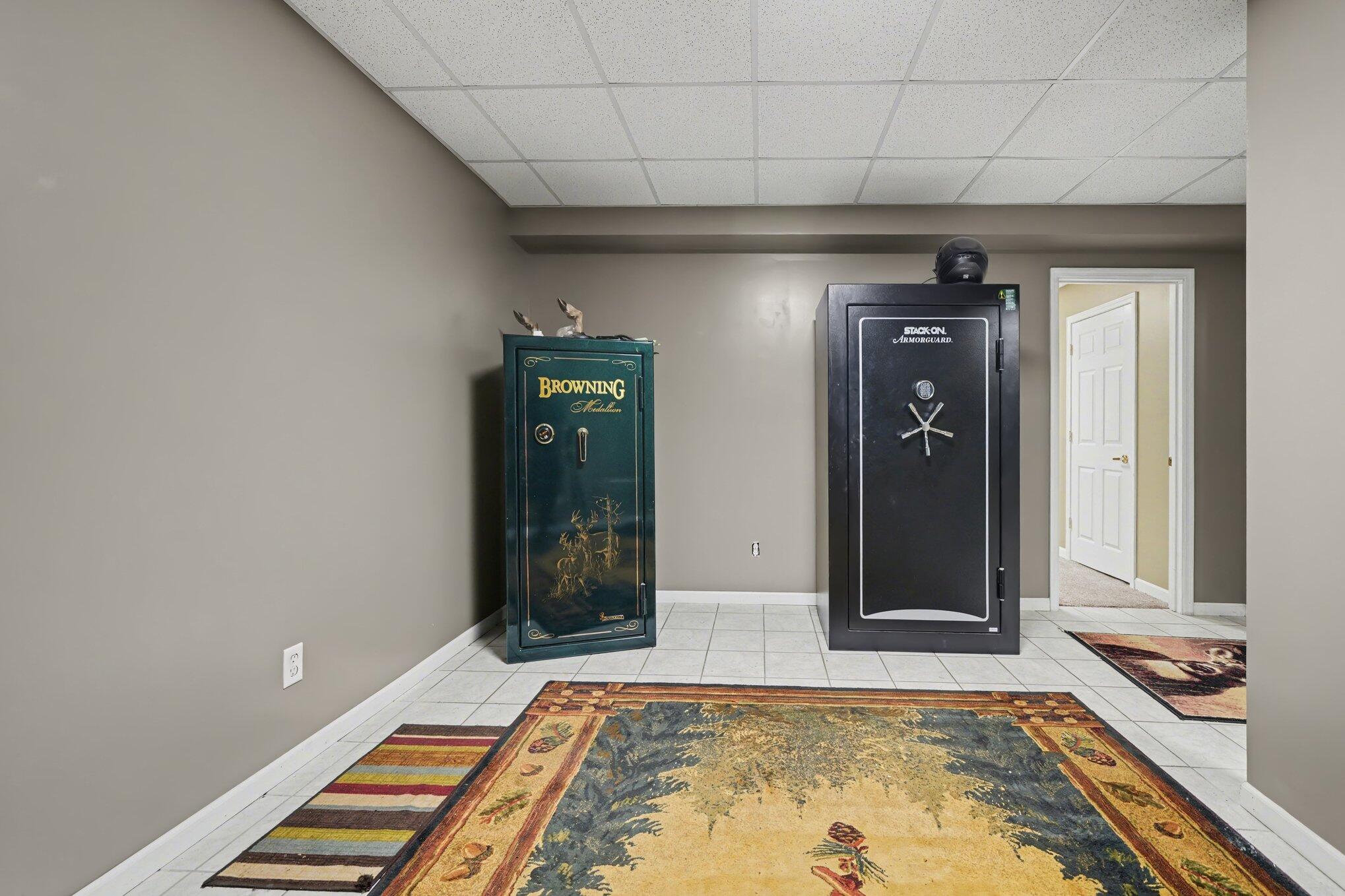 23803 Evan Street Cassopolis, MI 49031 - Photo 32 of 45 033_file_5847