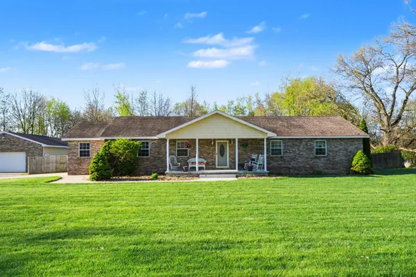 $474,900 | 23803 Evan Street, Cassopolis, MI 49031