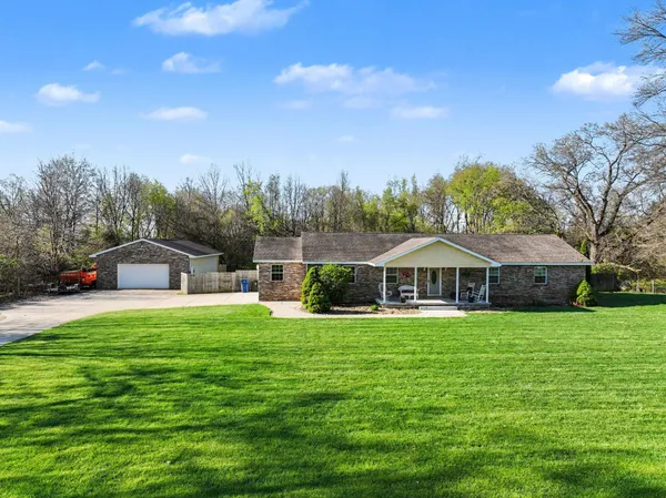 $474,900 | 23803 Evan Street, Cassopolis, MI 49031
