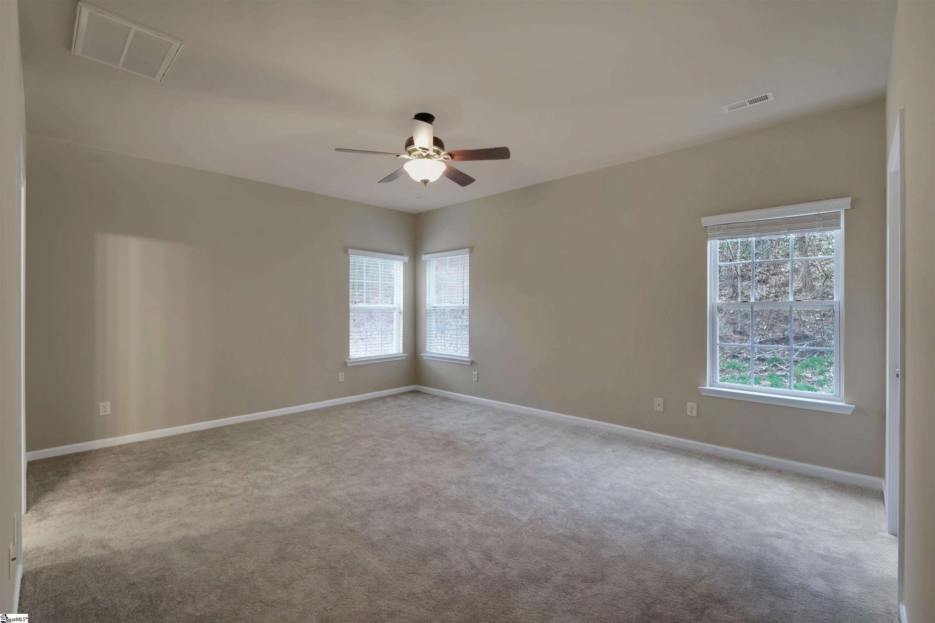 742 Tinder Boiling Springs Boiling Springs, SC 29316 - Photo 13 of 18 Gallery Image 13