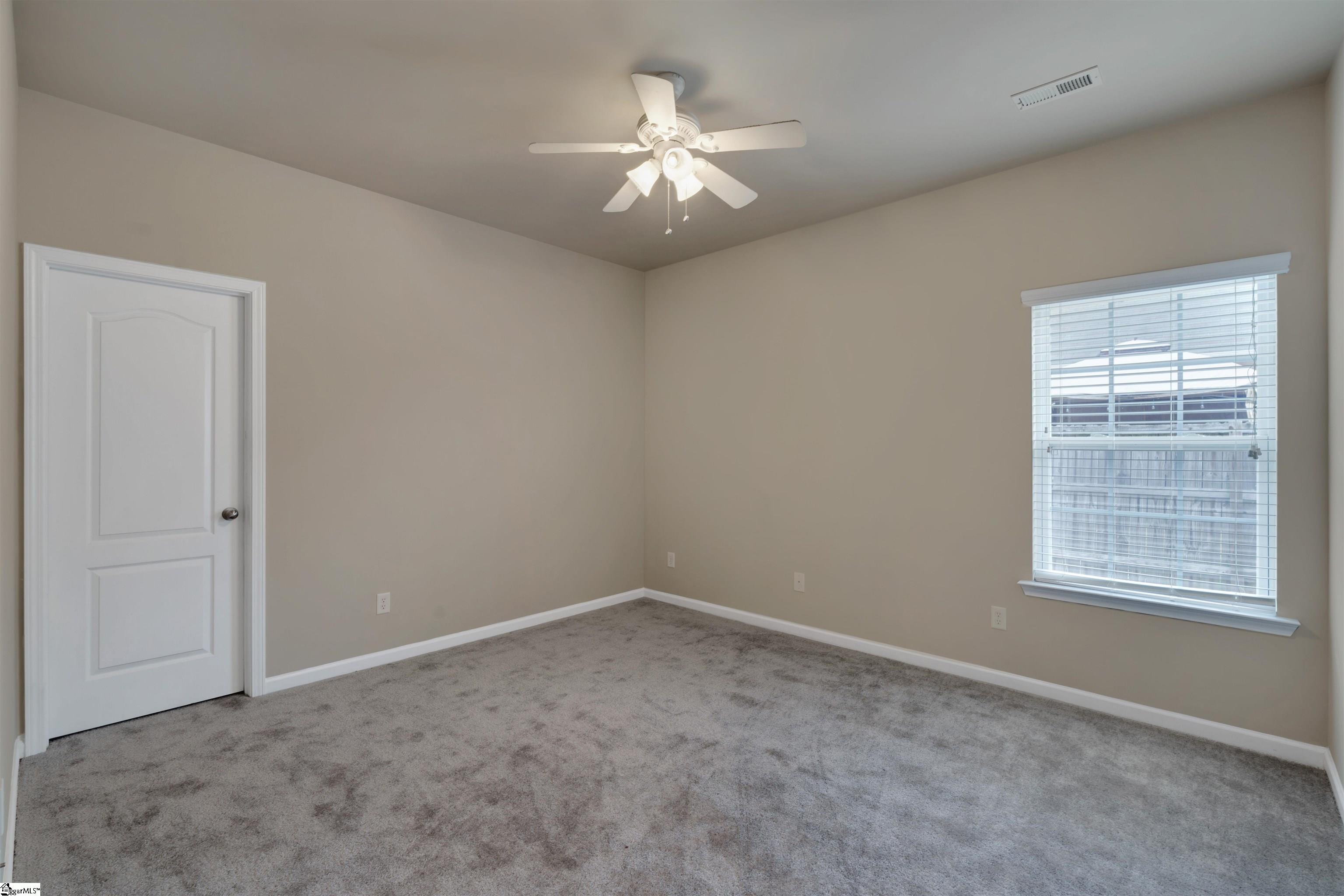 742 Tinder Boiling Springs Boiling Springs, SC 29316 - Photo 14 of 18 Gallery Image 14