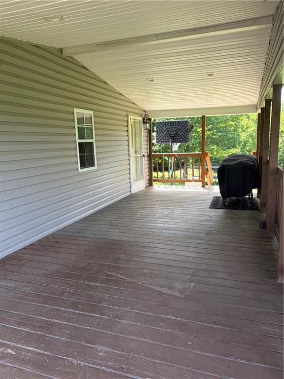 429 South Foster Road Jackson Center, PA 16133 - Photo 5 of 39