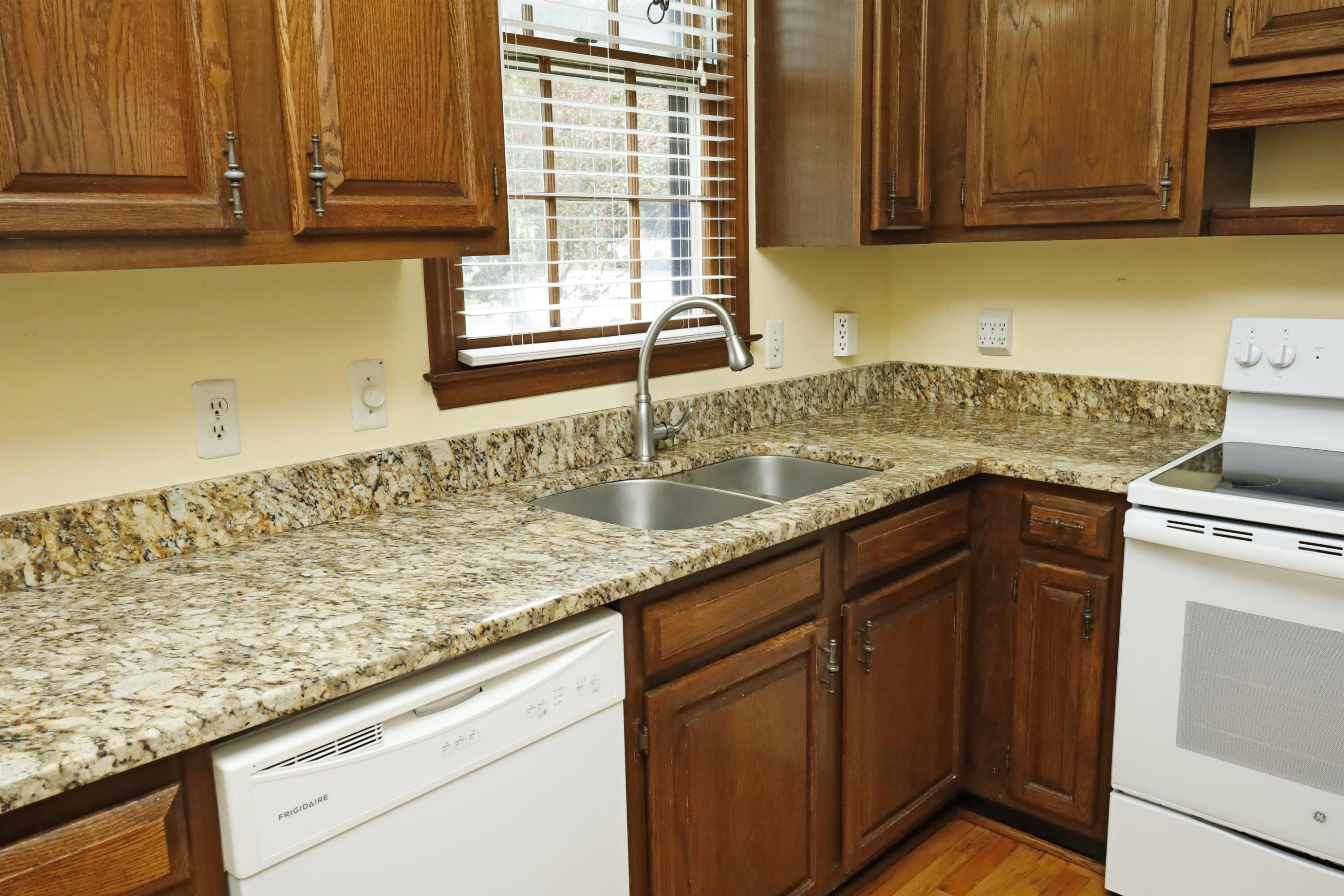 924 Albany Court Raleigh, NC 27615 - Photo 16 of 33 Photo 16