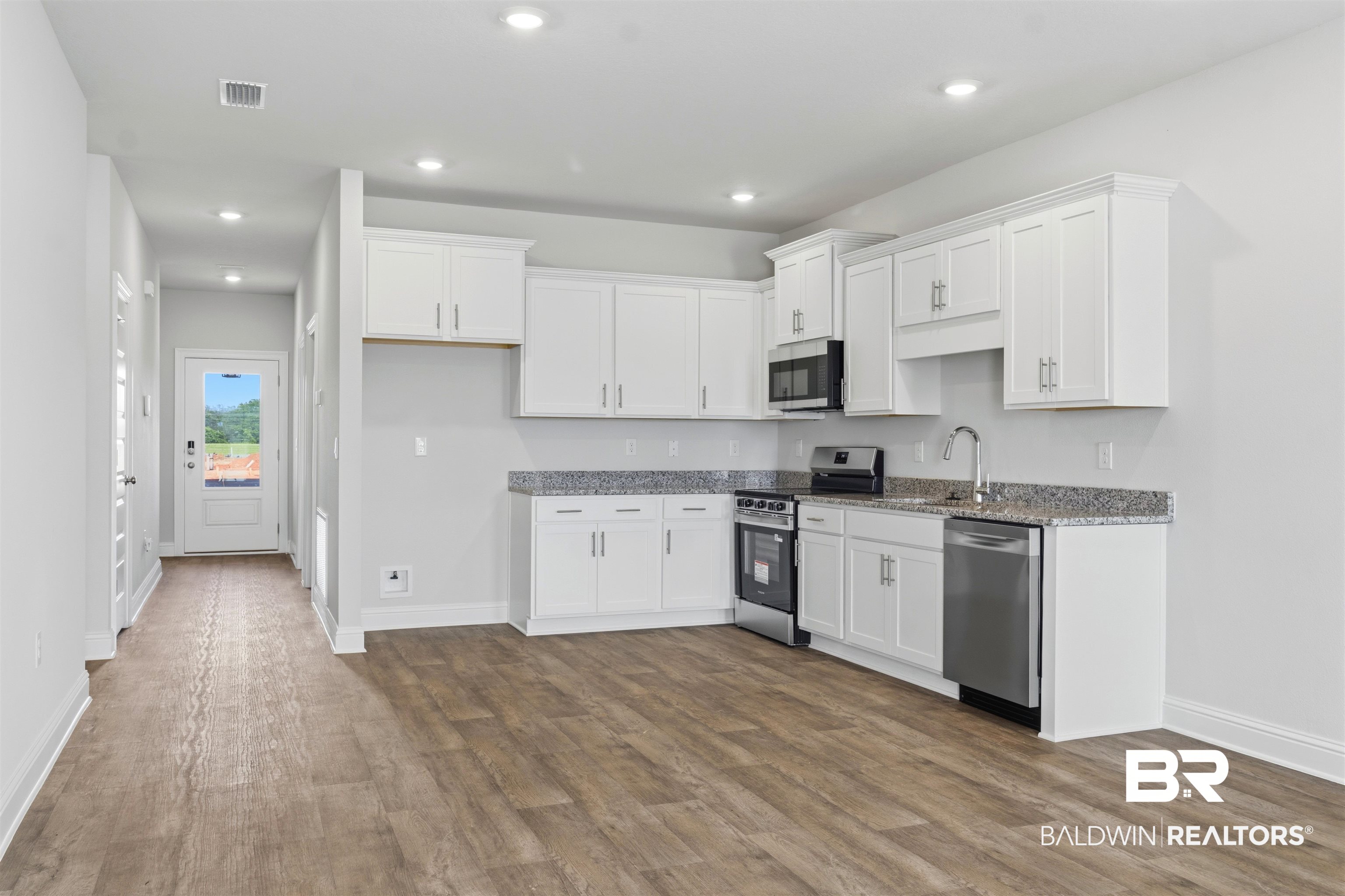 7601 Courant Circle Foley, AL 36535 - Photo 5 of 50