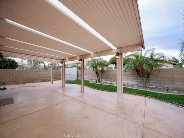 a view of porch with a garden