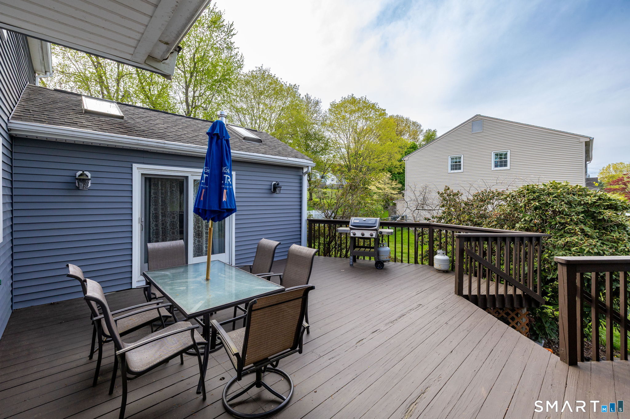 273 Dix Road Wethersfield, CT 06109 - Photo 16 of 40