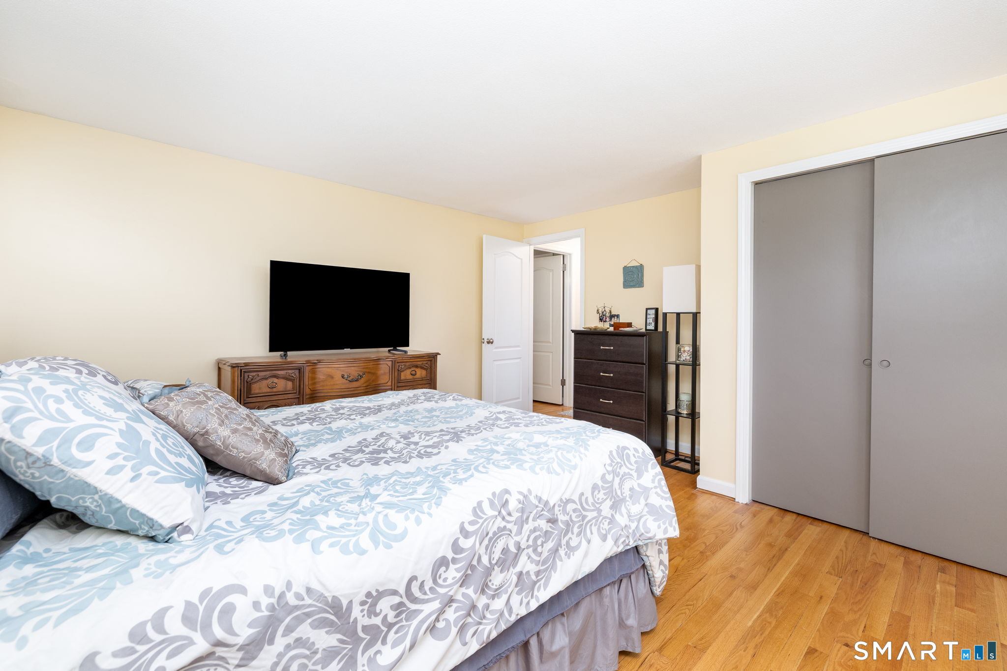 273 Dix Road Wethersfield, CT 06109 - Photo 26 of 40