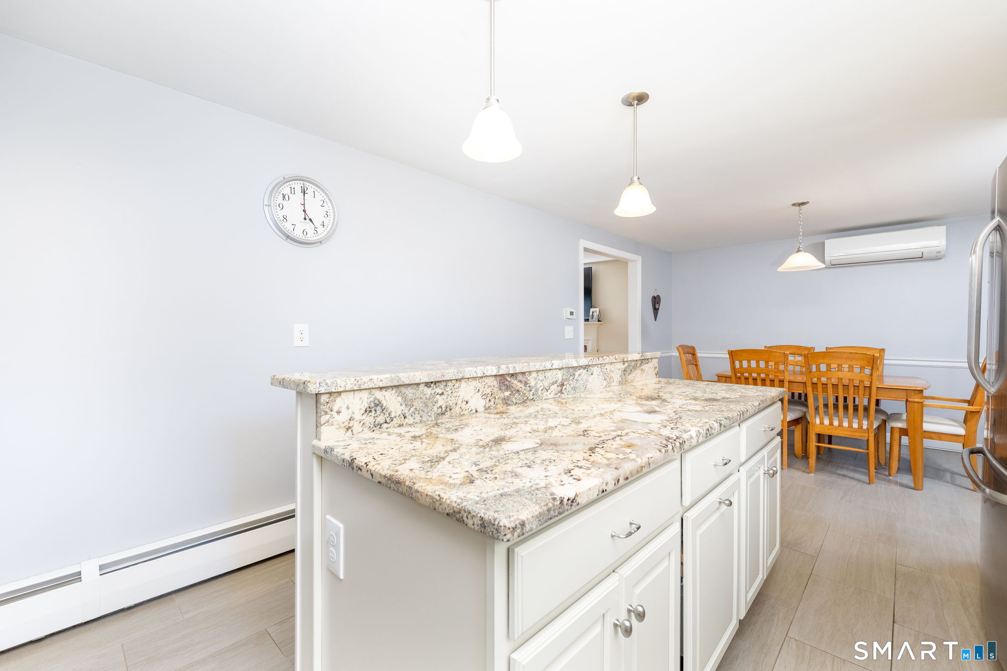 273 Dix Road Wethersfield, CT 06109 - Photo 10 of 40