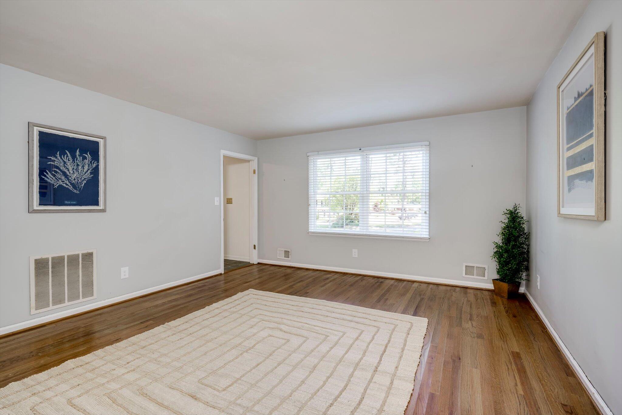 531 Regent Road Augusta, GA 30909 - Photo 11 of 54 11-008-