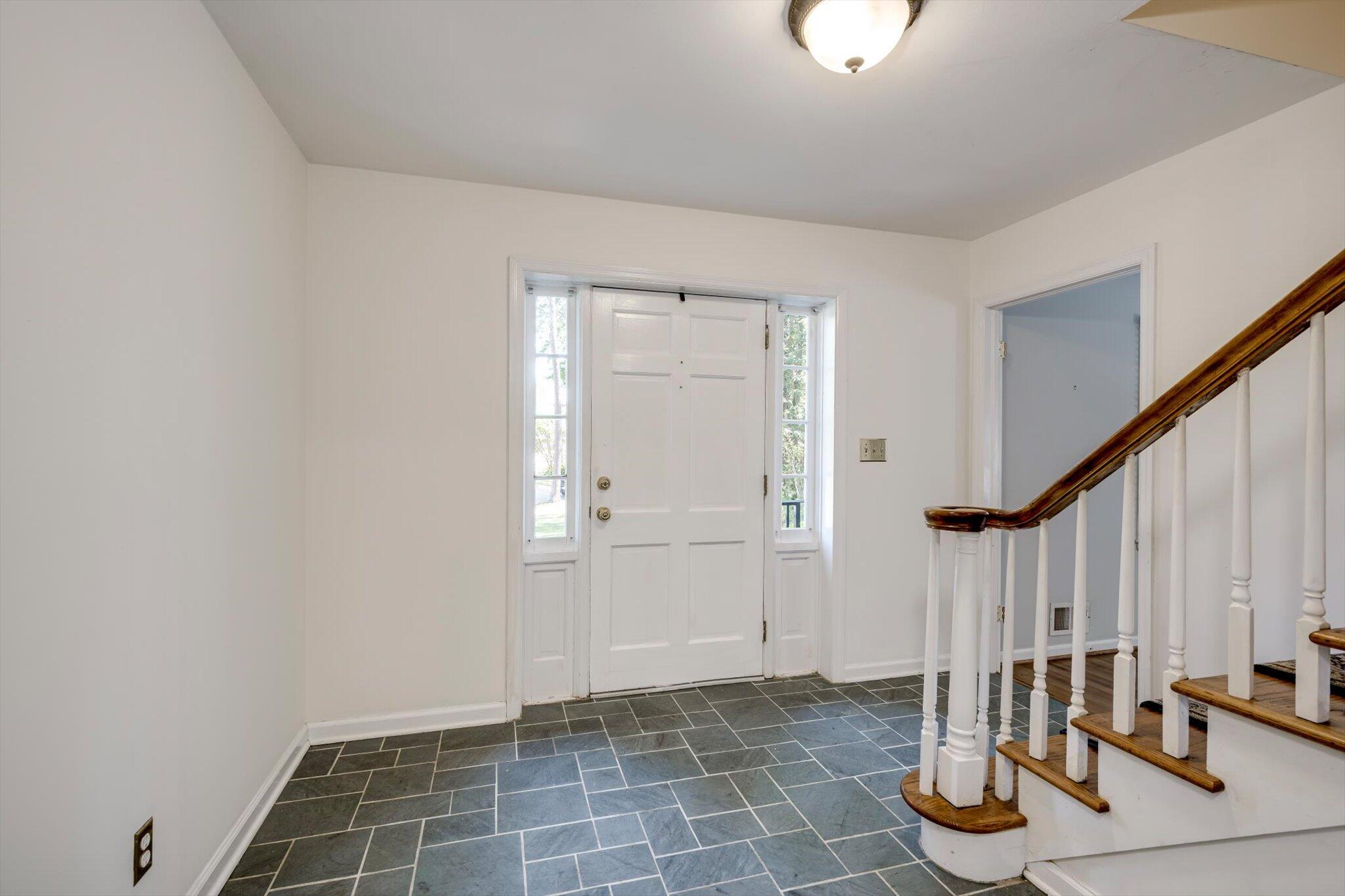 531 Regent Road Augusta, GA 30909 - Photo 8 of 54 08-005-