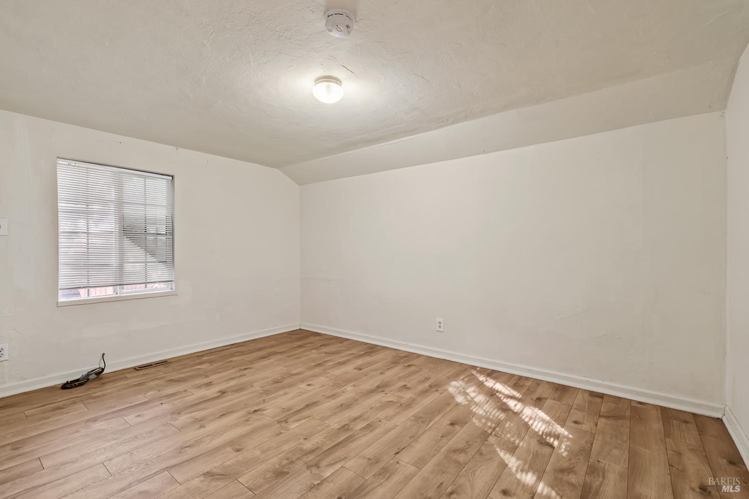 227 Hewett Street Santa Rosa, CA 95401 - Photo 66 of 73 Upstairs bedroom, Polk