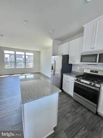 $2,600 | 6646 Ballenger Run Boulevard, Frederick, MD 21703